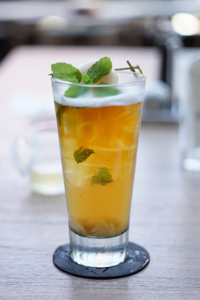 Chilled mango iced tea